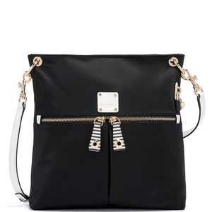 ICONIC JETSETTER LARGE MESSENGER *NWT*